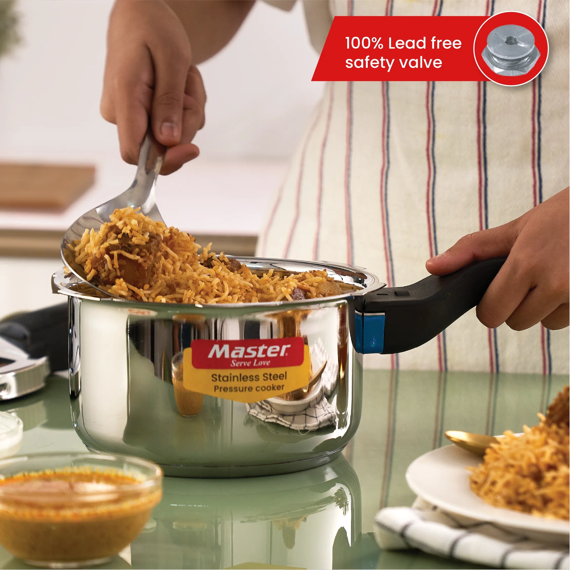 Amora 2L Stainless Steel Flat Outer Lid Pressure Cooker - Induction Base - Master