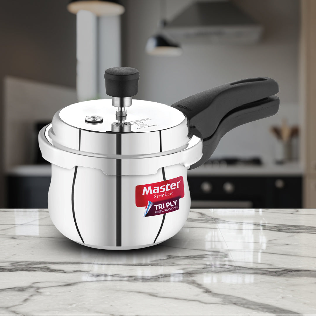 Robusta 1.5L Tri Ply Outer Lid Handi Pressure Cooker - Induction Base - Master